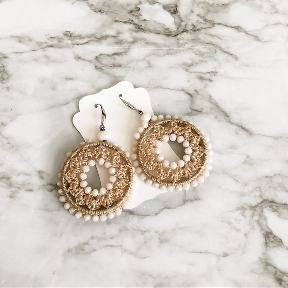 Jewelry - White and Tan Round Dangle Bohemian Style Earring
